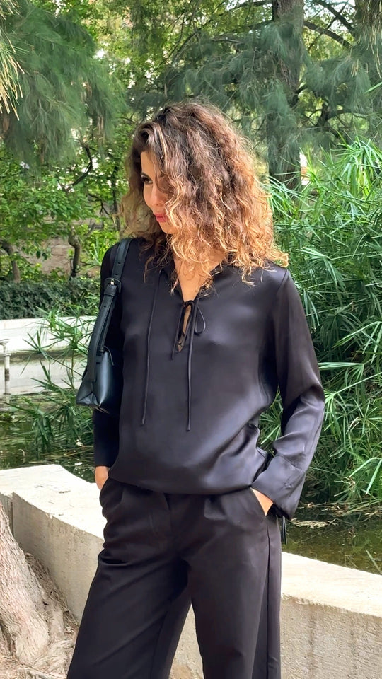 Luisa Black Blouse