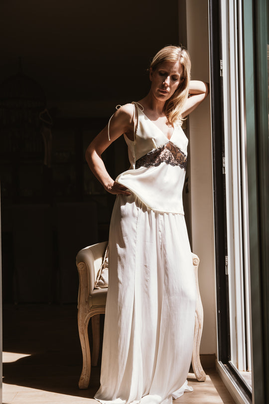 Milky Embroidery Silk  Top - Nicotrella