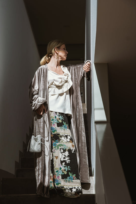 Grey Kimono - Nicotrella